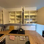 Appartement Beau Avec Belle Terrasse Au Centre De