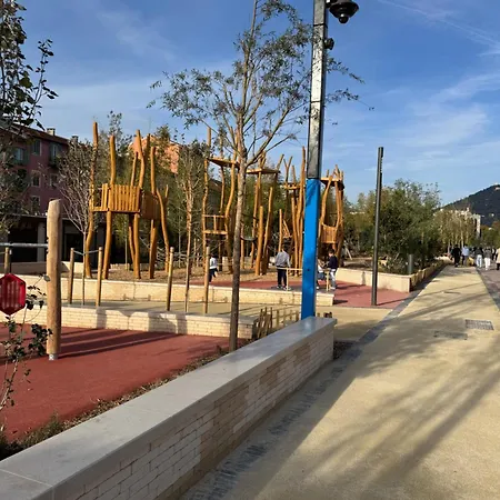 Beau Avec Belle Terrasse Au Centre De * Nizza