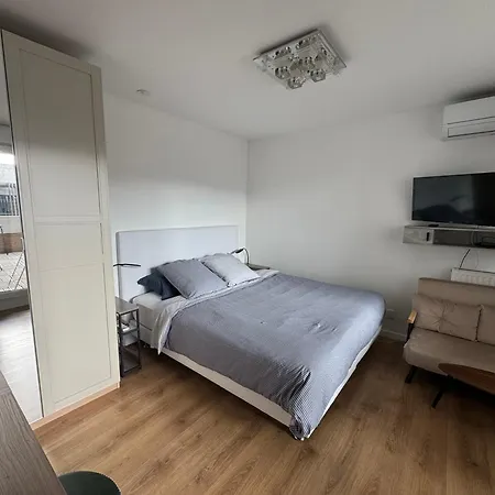 Apartment Beau Avec Belle Terrasse Au Centre De *