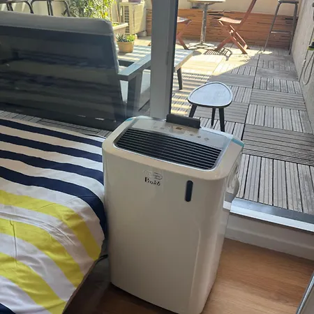 アパート Beau Avec Belle Terrasse Au Centre De