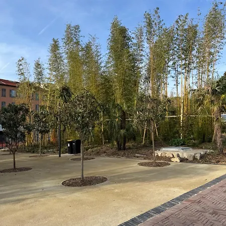 アパート Beau Avec Belle Terrasse Au Centre De *